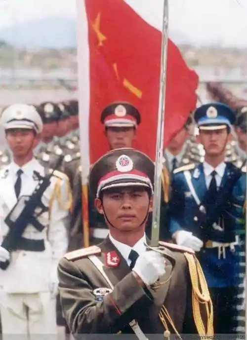 「军服鉴赏」97式陆军礼服_绶带_军官_衣服